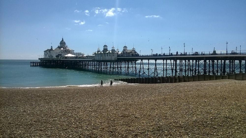 Ebor Lodge Eastbourne Exterior photo