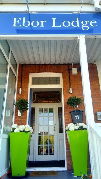 Ebor Lodge Eastbourne Exterior photo